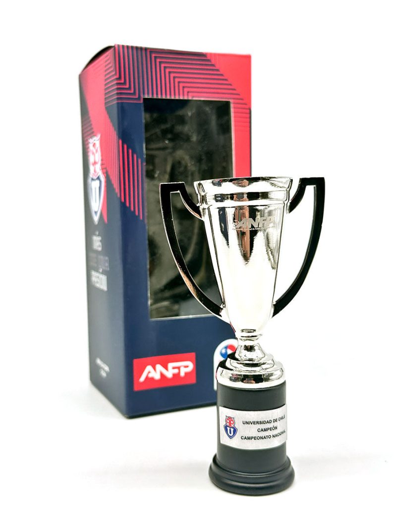 R??plica Copa Plan Vital Universidad de Chile 20 cms