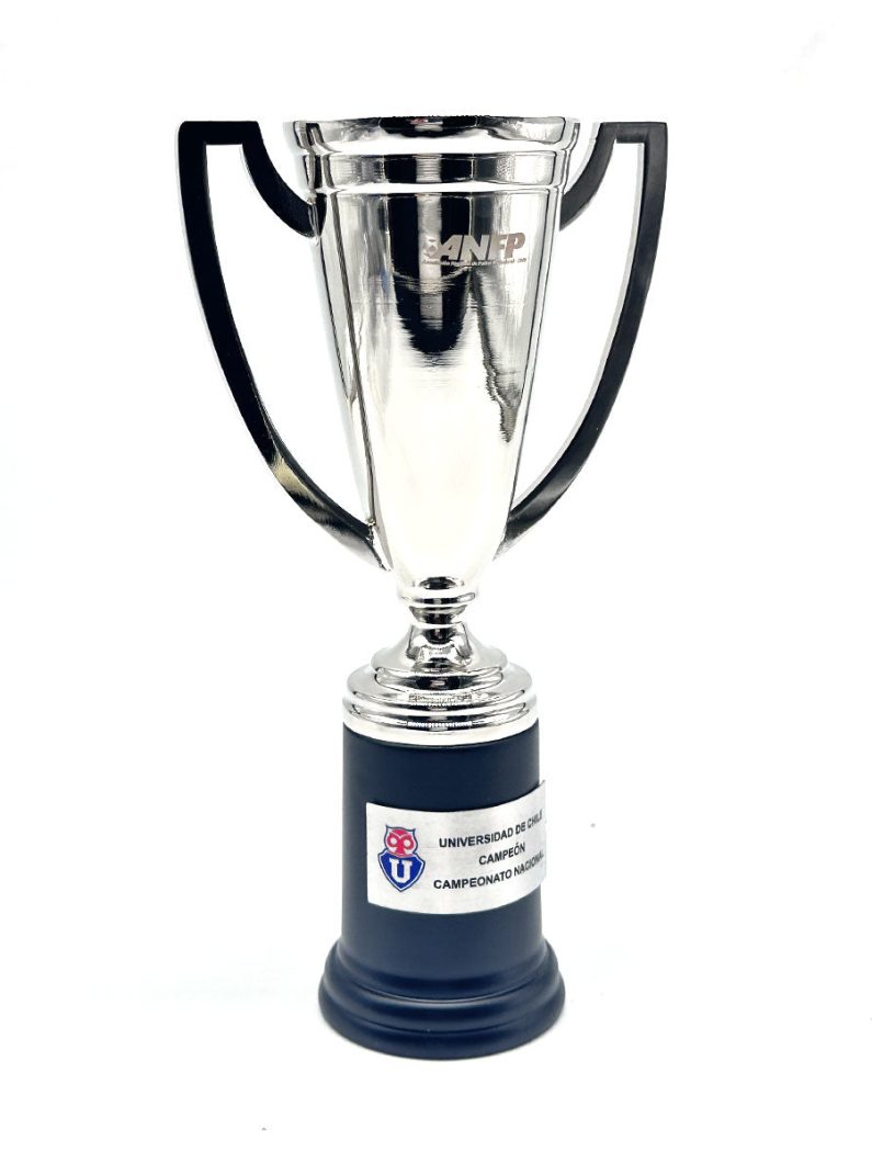 R??plica Copa Plan Vital Universidad de Chile 20 cms