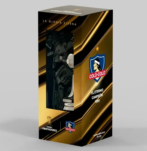 COPA LIBERTADORES REPLICA OFICIAL COLO COLO 22CM