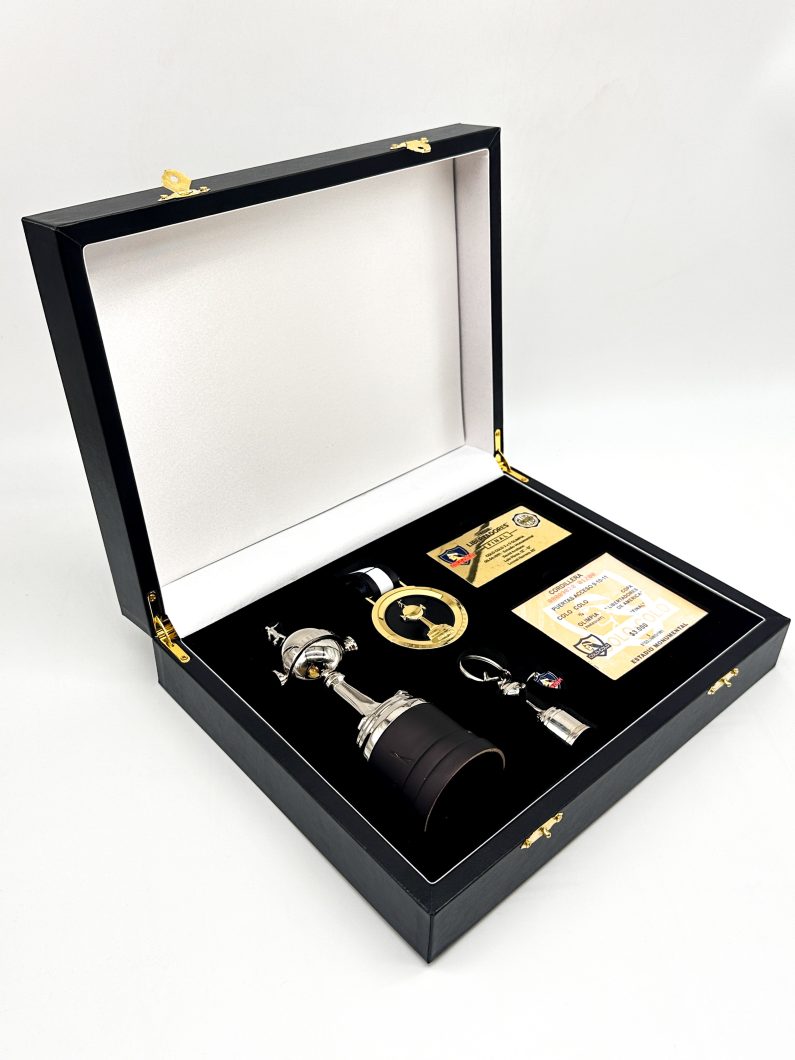 Kit Premium Copa Libertadores Colo Colo 1991